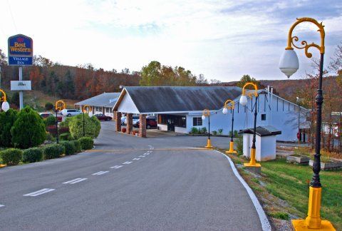 Village Inn Of Hardy Экстерьер фото