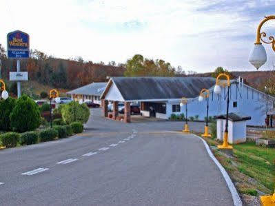 Village Inn Of Hardy Экстерьер фото